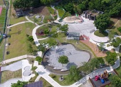 中和錦和公園遊戲場為新北市規模最大的多元組合遊戲場