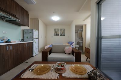 新北市永和中正橋青年社會住宅套房內部傢俱傢飾布置(宜居宜家)