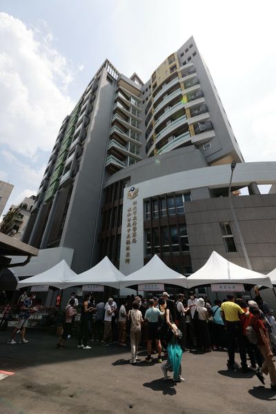 新北市中正橋派出所及青年社會住宅整體外觀