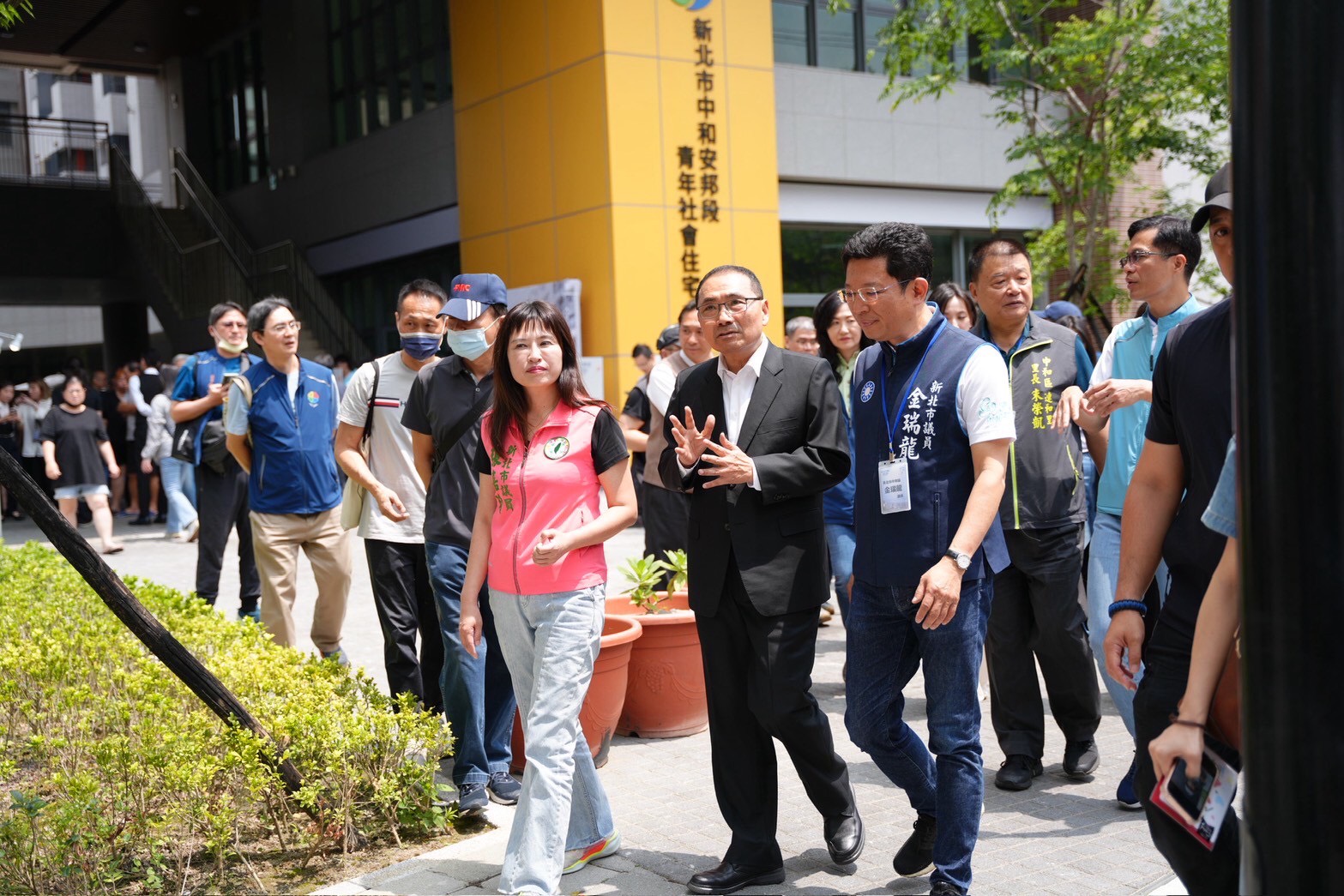 《新北社宅十年有成》專書發表 多元興辦引領全國典範