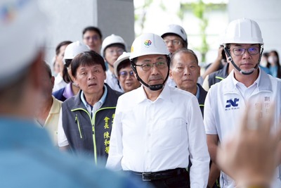 侯友宜市長視察新北泰山中山段青年社會住宅。