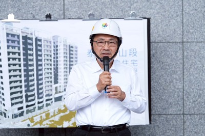 新北市長侯友宜致詞。