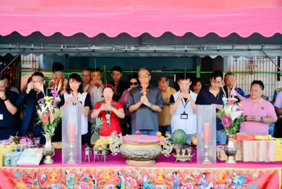 圖4_舉行拆除祈福儀式