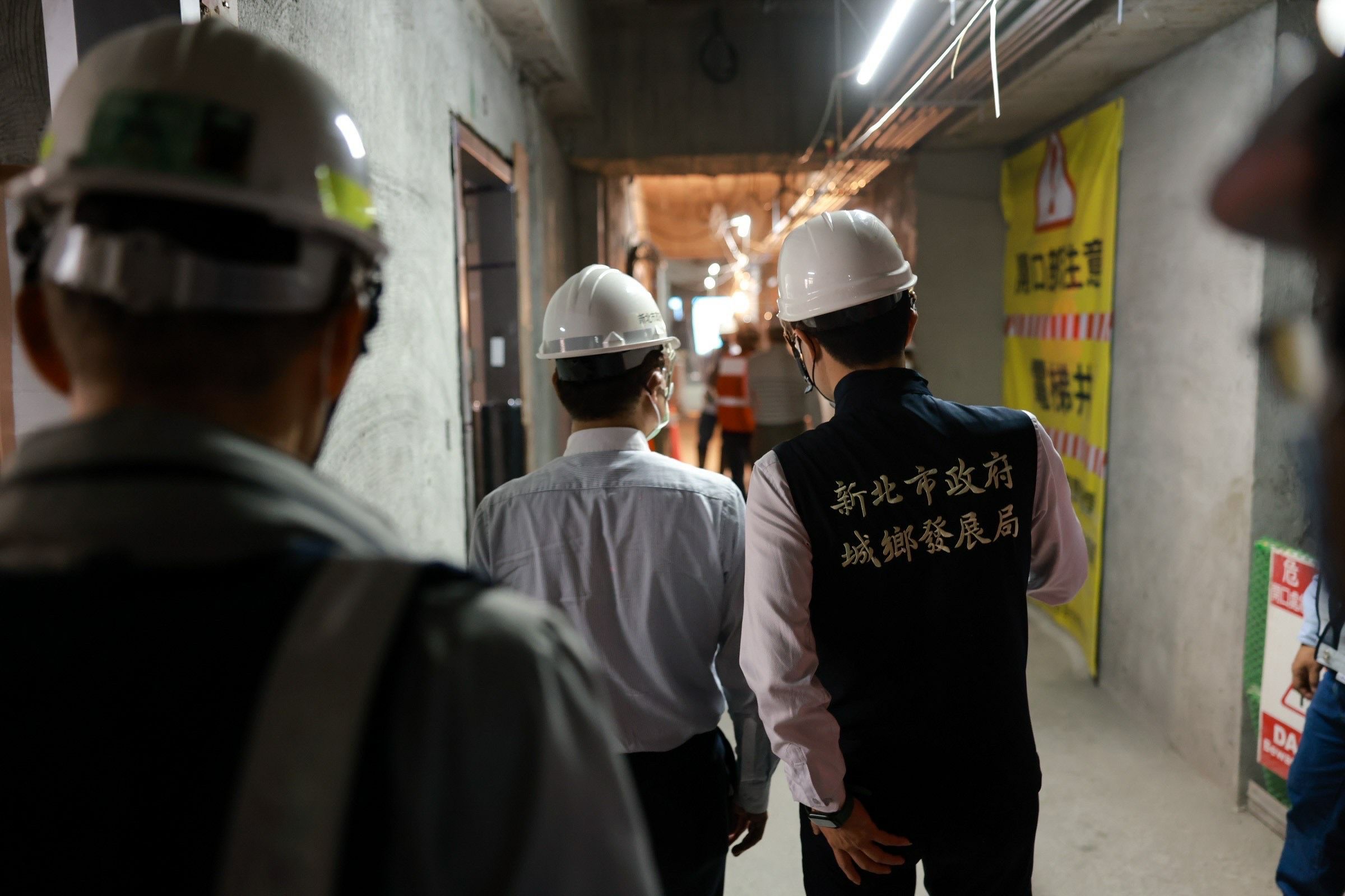 陳副市長純敬視察工地內裝