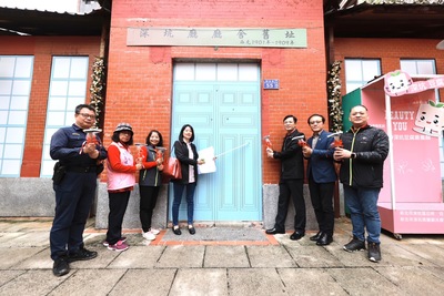 新北市府今日舉辦「舊深坑分駐所空間活化」工程開工儀式,活化工程預計今年年底完工,未來啟用後有助於活絡老街的觀光發展。(圖片二來源:新北市城鄉局)
