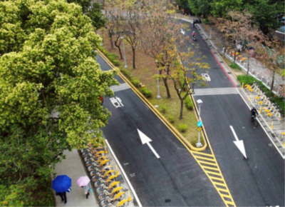 海山路改善前,調整路型,讓道路變成休憩綠地。