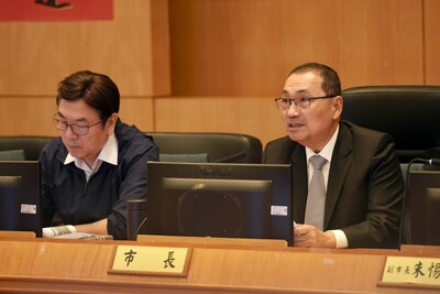 市長聆聽城鄉局市政會議專案報告並裁示
